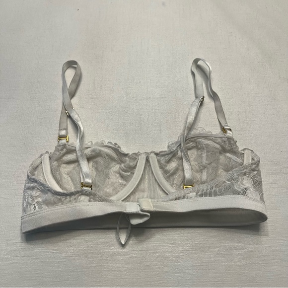 Gooseberry White Lace Bra - Picture 3 of 5